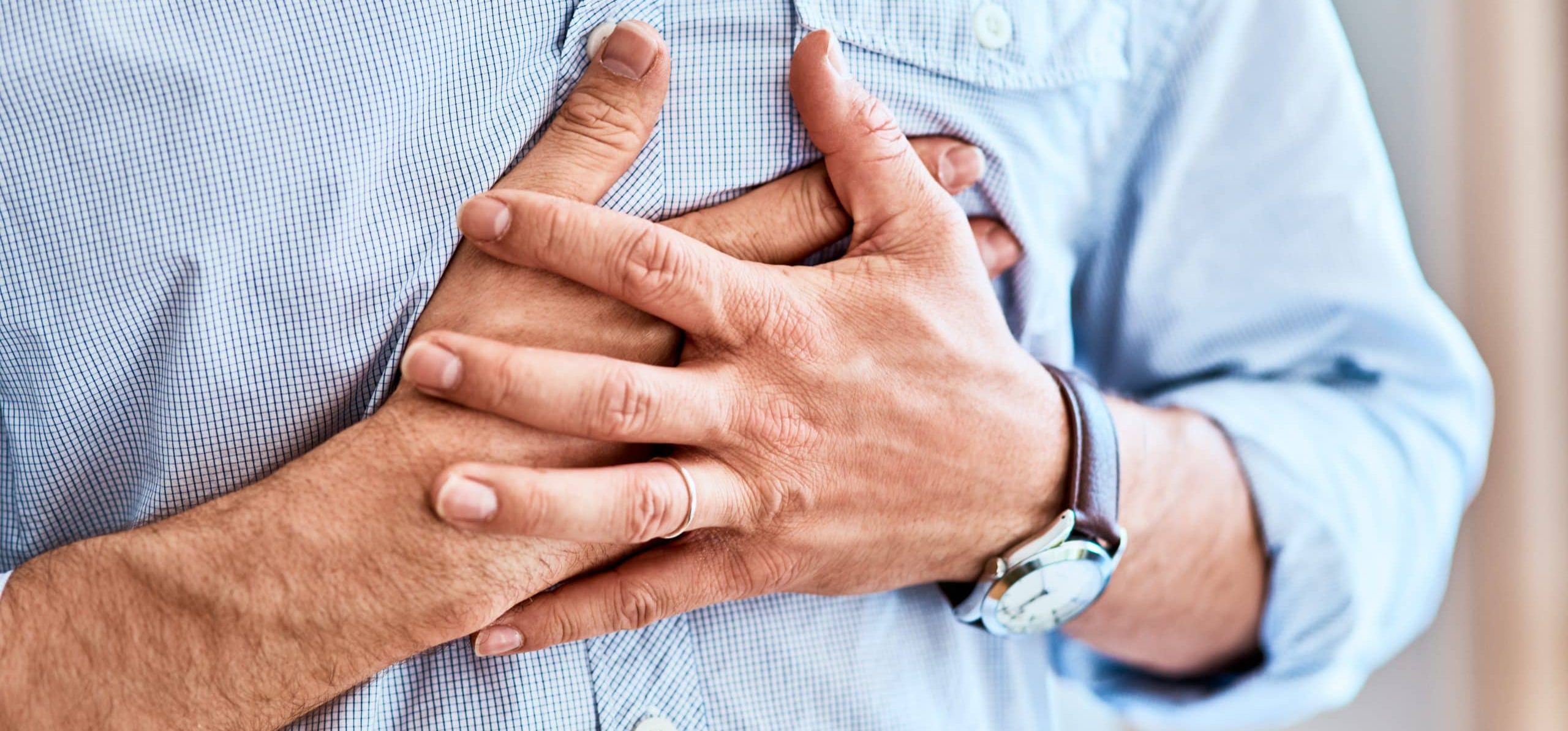 ból w klatce piersiowej